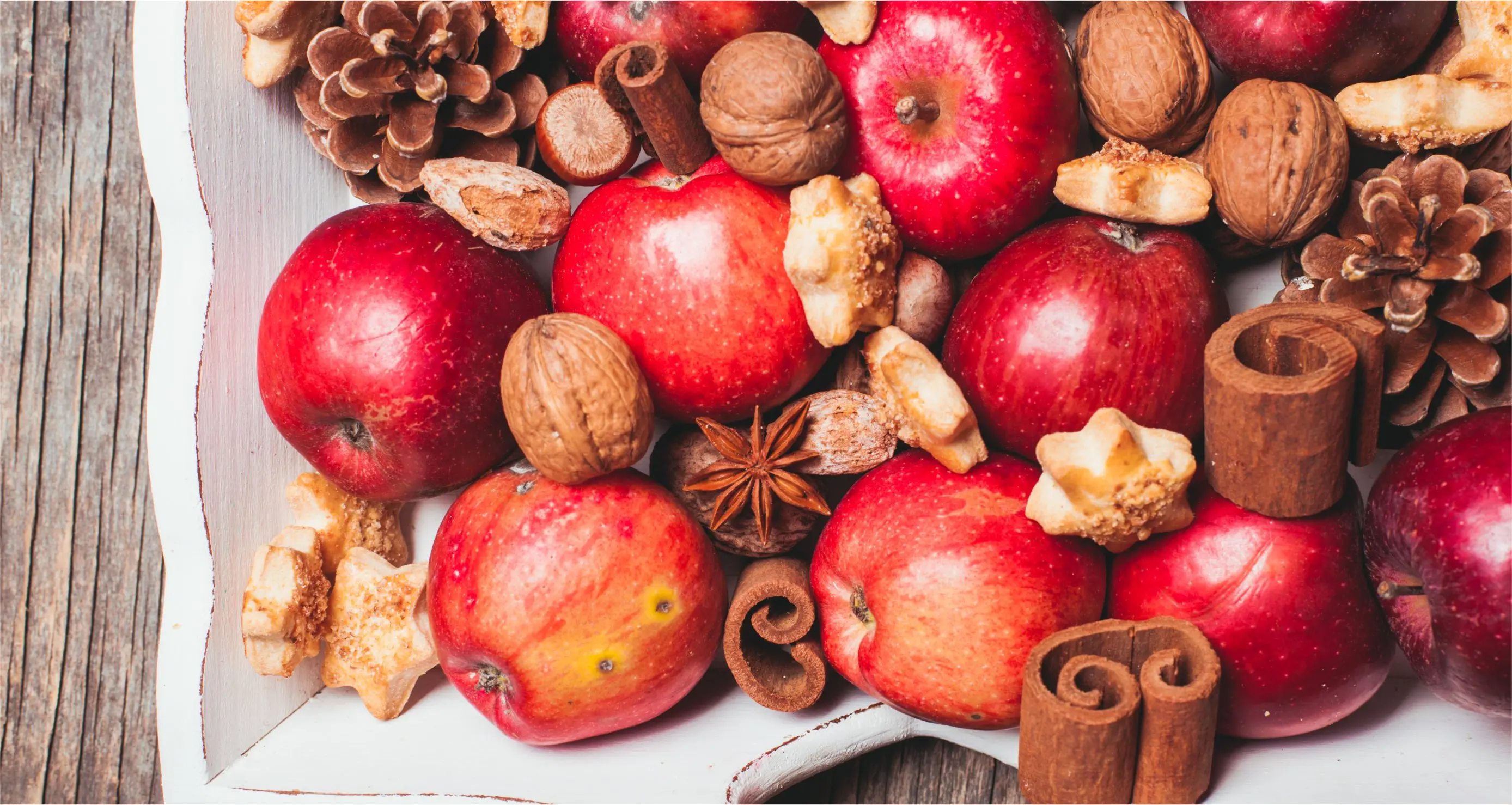 Weihnachtliche Obstschale